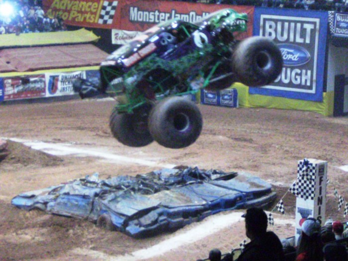 2008 MonsterTruckShow-036.jpg